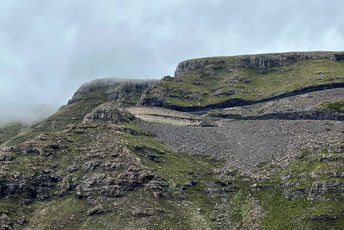 Lesotho Hairpin Bend 02
